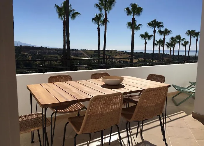Estepona Golf Apartment